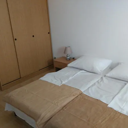 Apartman2 L&K Zara Esterno foto