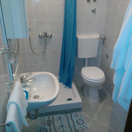 Apartman2 L&K Zara Esterno foto