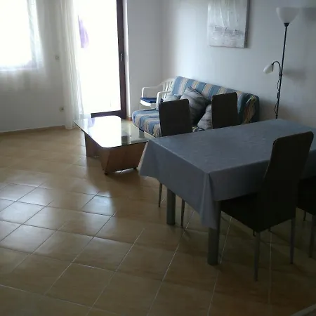 Apartman2 L&K Zara Esterno foto